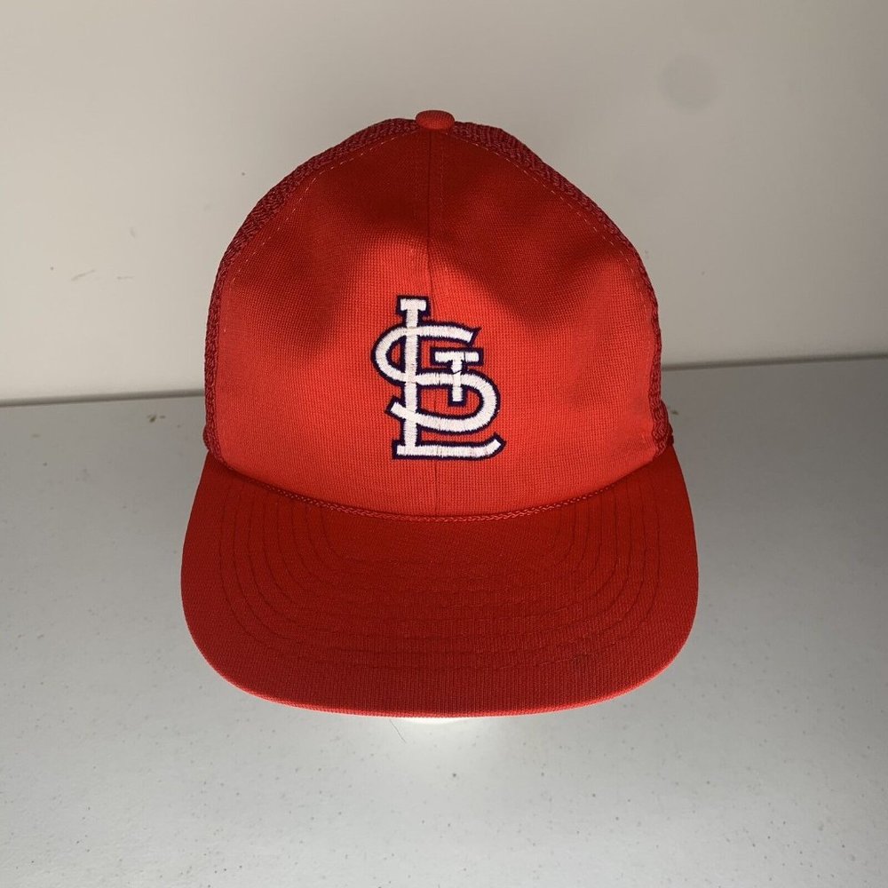 Vintage UII St Louis Cardinals Red OSFA Mesh Snap Back Hat MLB 90s Trucker Cap